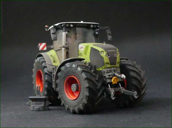 1:32 Traktor Claas Axion 850 by Wiking - Dreck 500 Stk.Edition